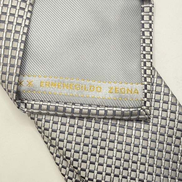 Ermenegildo Zegna Mens Tie Silver Geometric Tie 59.2” X 3.9” - Picture 3 of 4